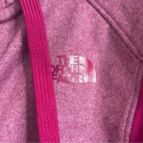 The North Face Women's Two-Tone Pink Ski Jacket - Picture 2 of 5